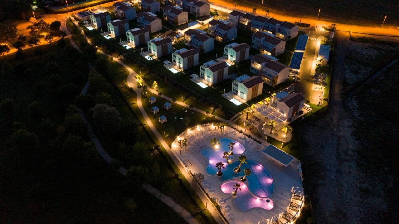 Apart-hotel Pareus 3*